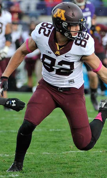 Sophomores take on leadership role in Gophers' young receiver corps